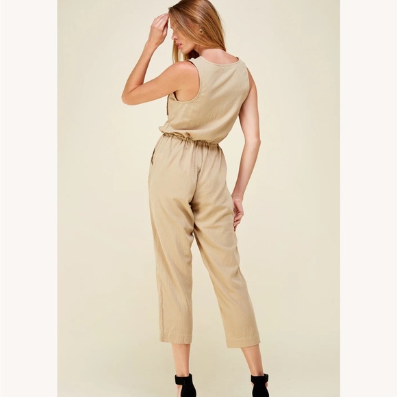 Drawstring button down jumpsuit - Picture 2 of 2